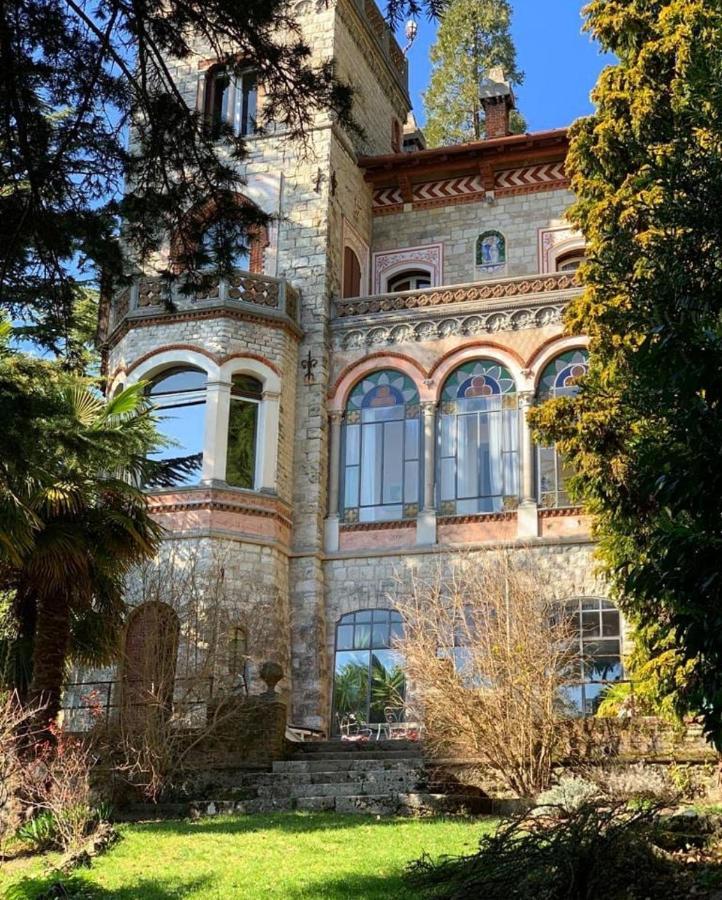 Il Parco E Gli Affreschi Apartman Varese Kültér fotó