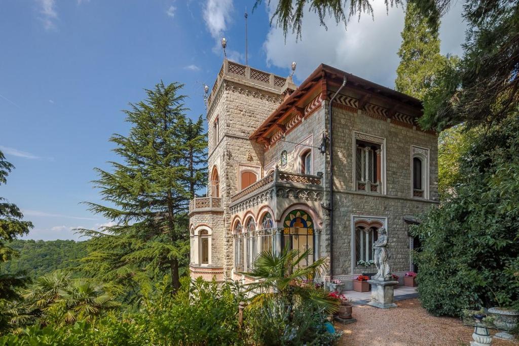 Il Parco E Gli Affreschi Apartman Varese Kültér fotó