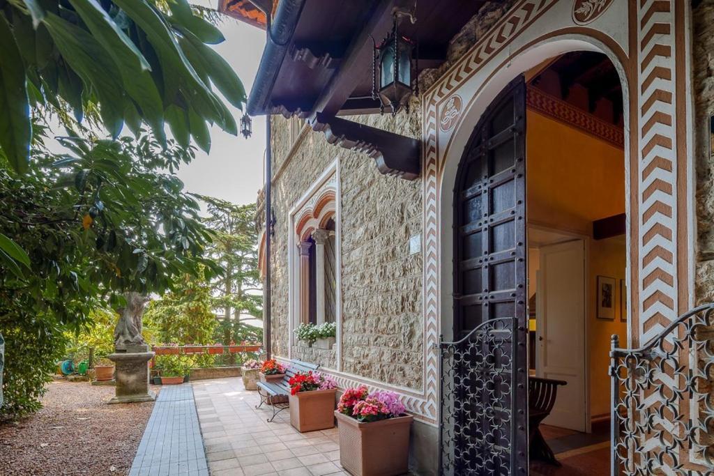 Il Parco E Gli Affreschi Apartman Varese Kültér fotó
