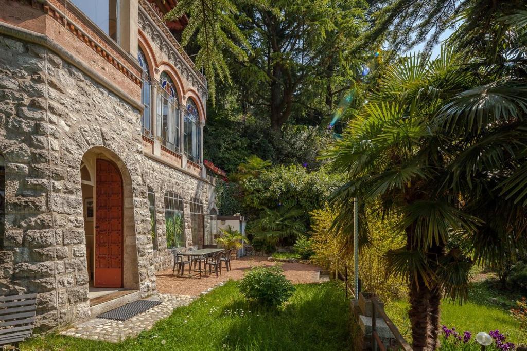 Il Parco E Gli Affreschi Apartman Varese Kültér fotó