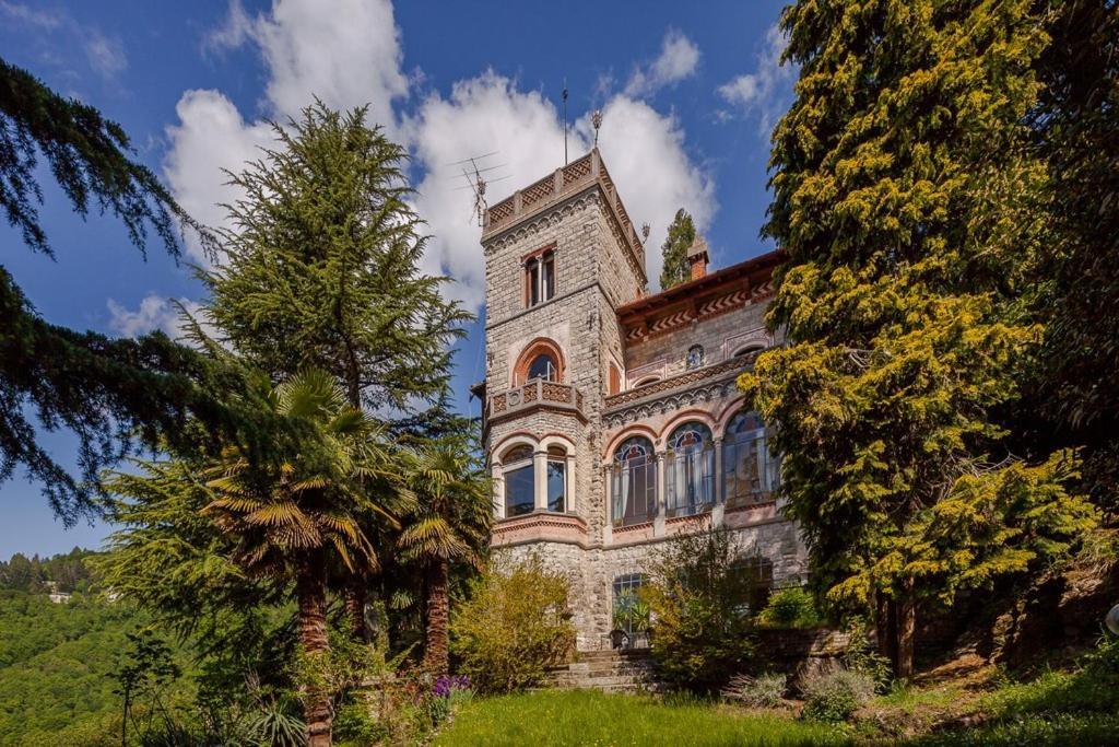 Il Parco E Gli Affreschi Apartman Varese Kültér fotó