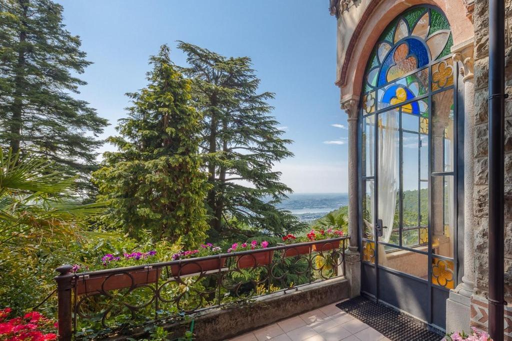 Il Parco E Gli Affreschi Apartman Varese Kültér fotó